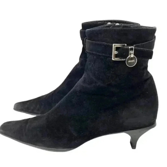 Prada Black Suede Pointed Toe French Kitten Heel Side Zip Ankle Boots Size 8 - Picture 15 of 15